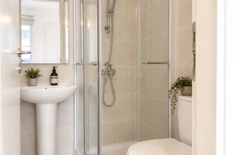 2 chambres Appartement à Larnaca, Larnaka,  No. 57146 4