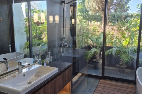 4 bedrooms Villa in Aphrodite Hills, Kouklia, Paphos, Cyprus No. 37571 22
