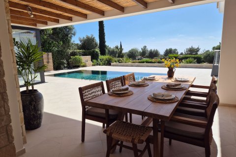 4 bedrooms Villa in Aphrodite Hills, Kouklia, Paphos, Cyprus No. 37571 4