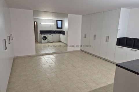 4 bedrooms Villa in Aphrodite Hills, Kouklia, Paphos, Cyprus No. 37571 11