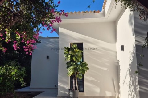 4 bedrooms Villa in Aphrodite Hills, Kouklia, Paphos, Cyprus No. 37571 24