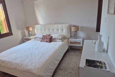 4 bedrooms Villa in Aphrodite Hills, Kouklia, Paphos, Cyprus No. 37571 21