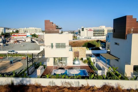 4 bedrooms Villa in Ayia Napa, Ammochostos, No. 37575 6