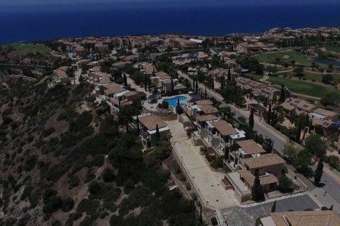 2 bedrooms Apartment in Aphrodite Hills, Kouklia, Paphos, Cyprus No. 37570 25