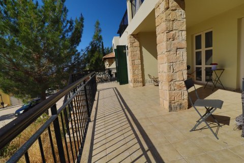 2 bedrooms Apartment in Aphrodite Hills, Kouklia, Paphos, Cyprus No. 37570 3