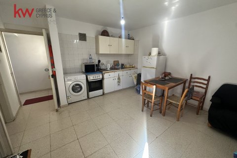 8 bedrooms Commercial property in Pervolia, Larnaka,  No. 39789 12