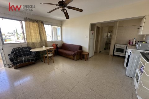 8 bedrooms Commercial property in Pervolia, Larnaka,  No. 39789 7