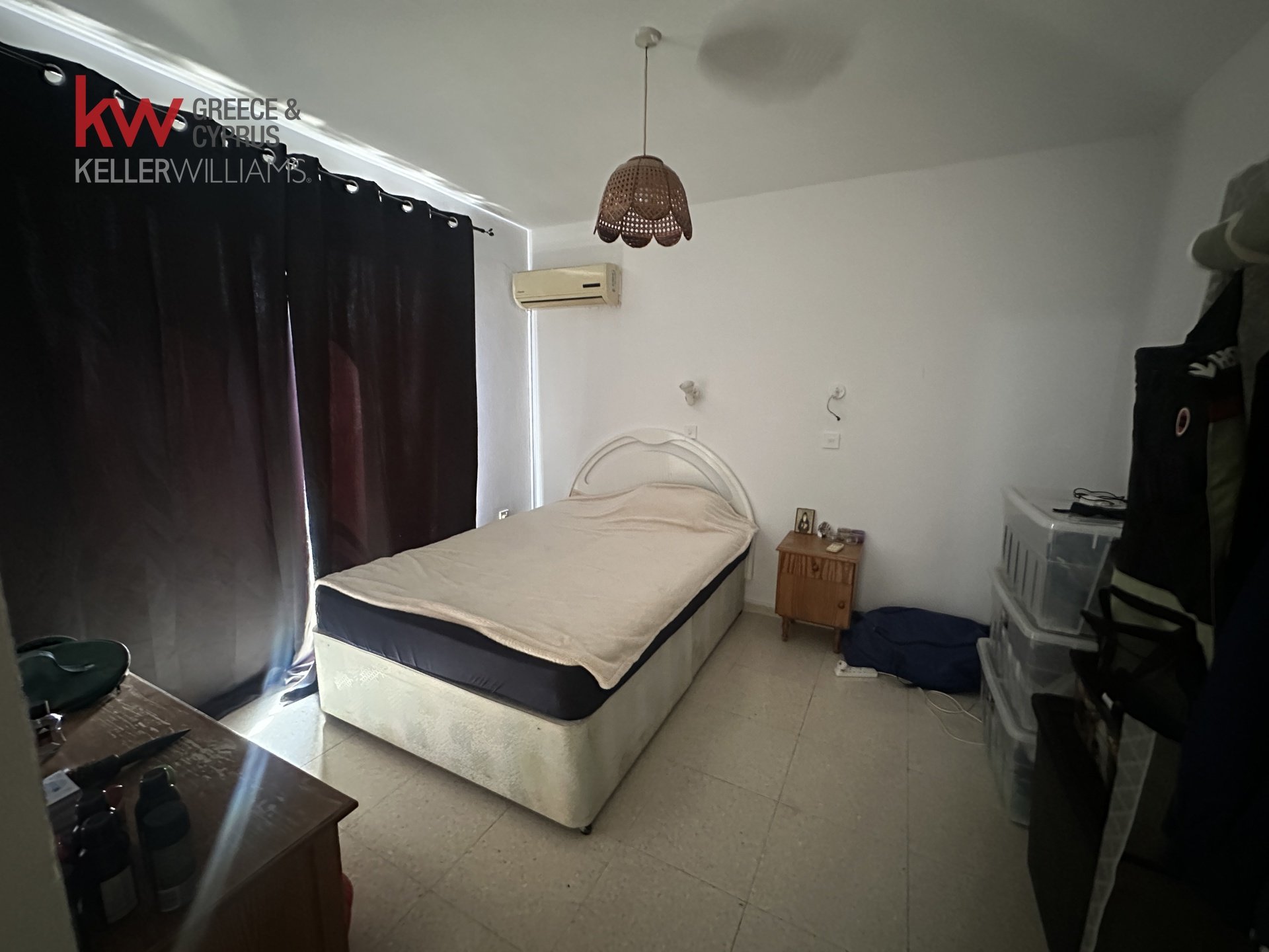 8 bedrooms Commercial property in Pervolia, Larnaka, Cyprus No. 39789