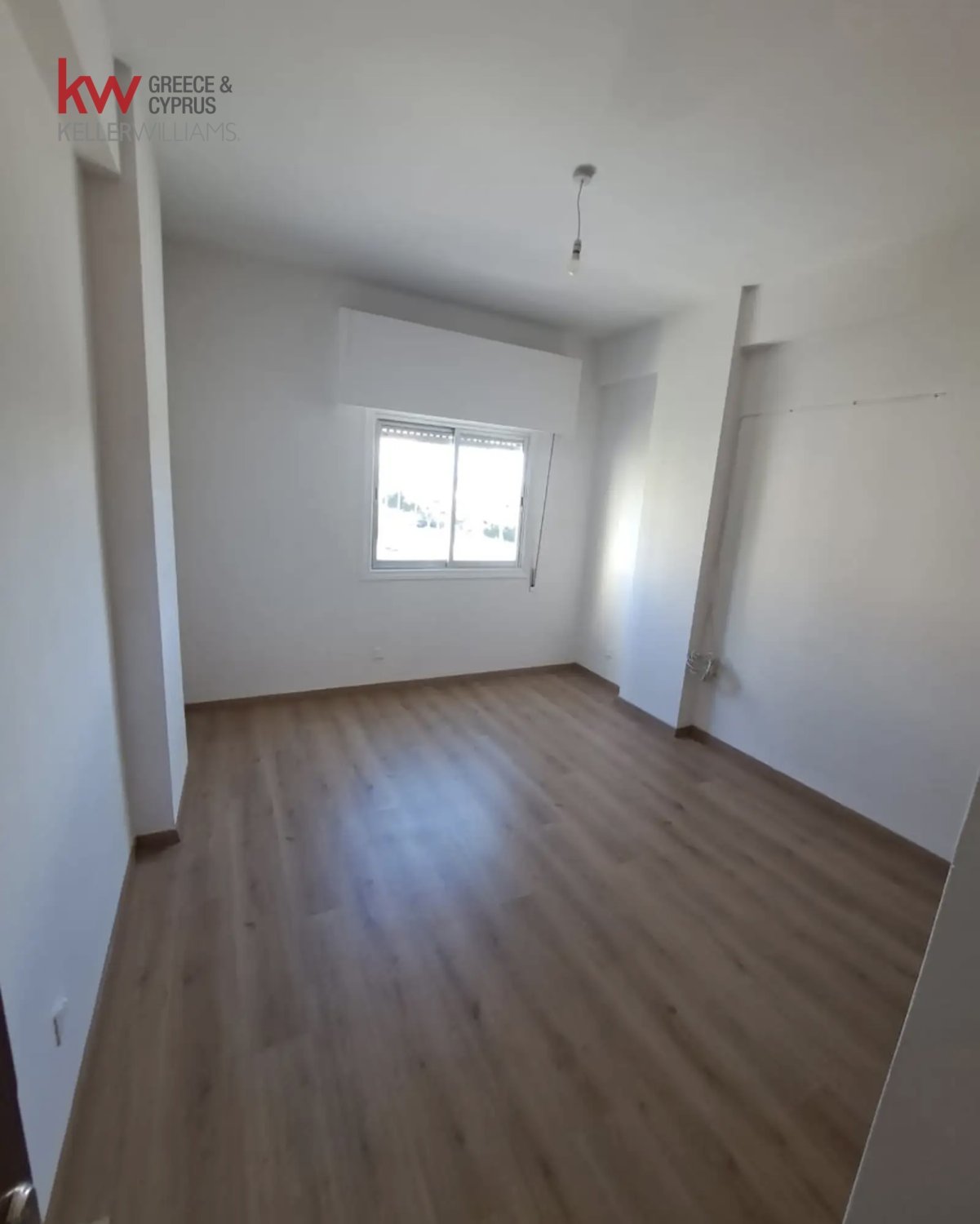 Квартира с 3 спальнями в Ларнака, Кипр № 39794