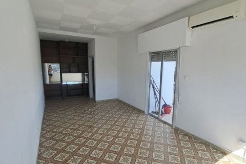 3 bedrooms Apartment in Larnaca, Larnaka, No. 39794 3