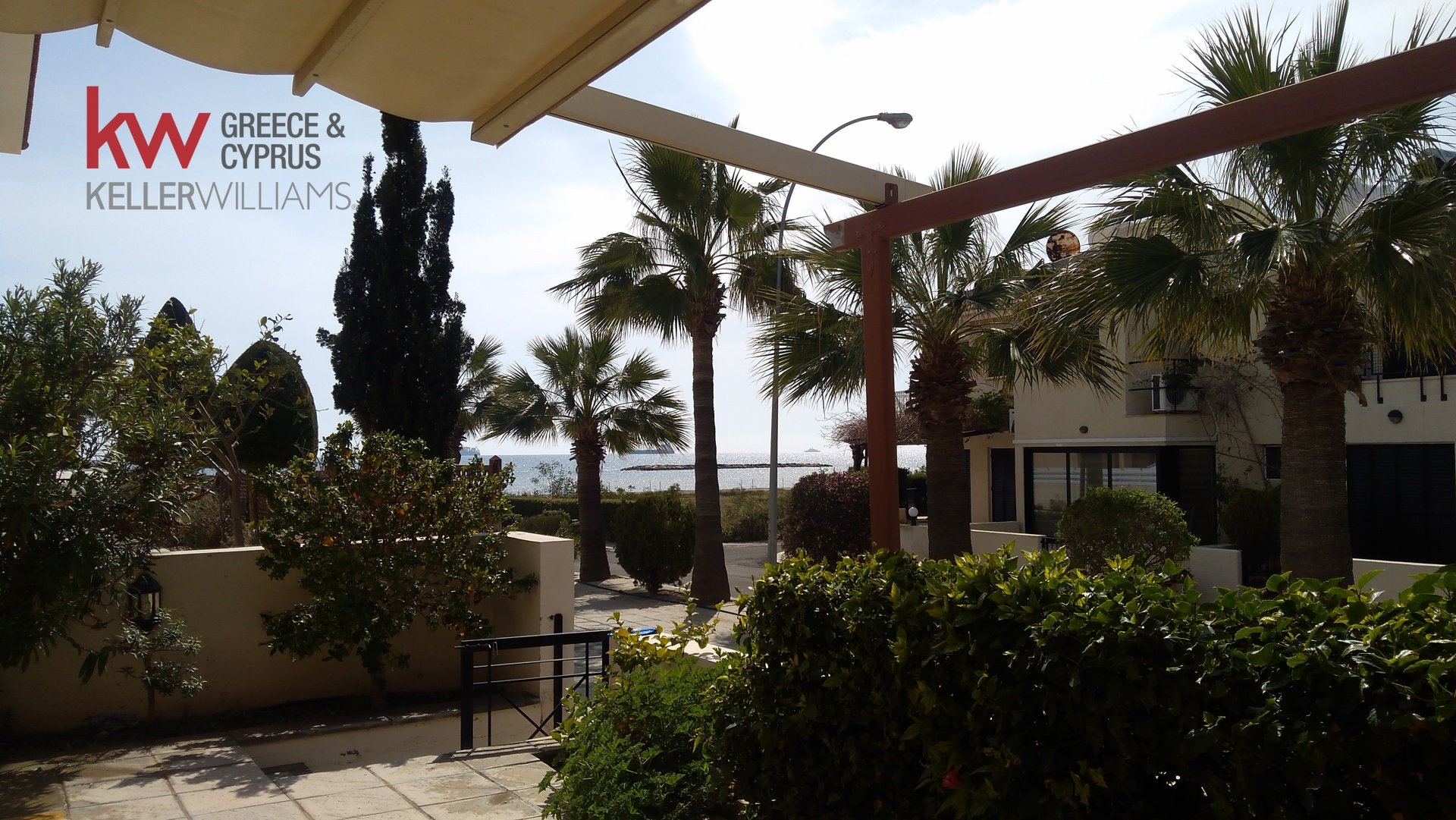 4 bedrooms Townhouse in Pyla, Larnaka, Cyprus No. 39793