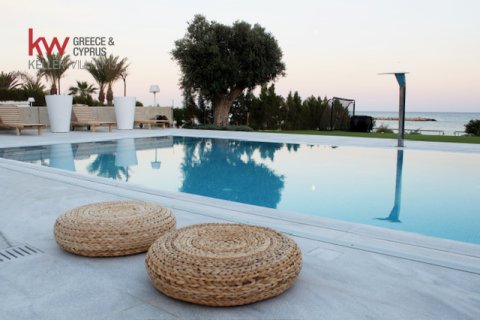 6 bedrooms Villa in Oroklini, Larnaka,  No. 39790 4