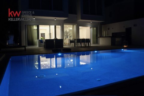 6 bedrooms Villa in Oroklini, Larnaka,  No. 39790 22