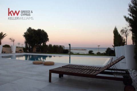 6 bedrooms Villa in Oroklini, Larnaka,  No. 39790 3