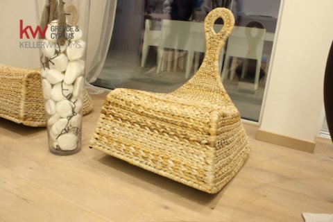 6 bedrooms Villa in Oroklini, Larnaka,  No. 39790 17