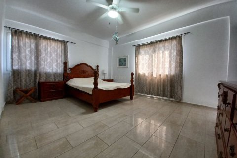 Квартира с 4 спальнями в Гермасойя, Лимасол,  № 34896 12