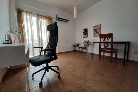 Квартира с 4 спальнями в Гермасойя, Лимасол,  № 34896 10