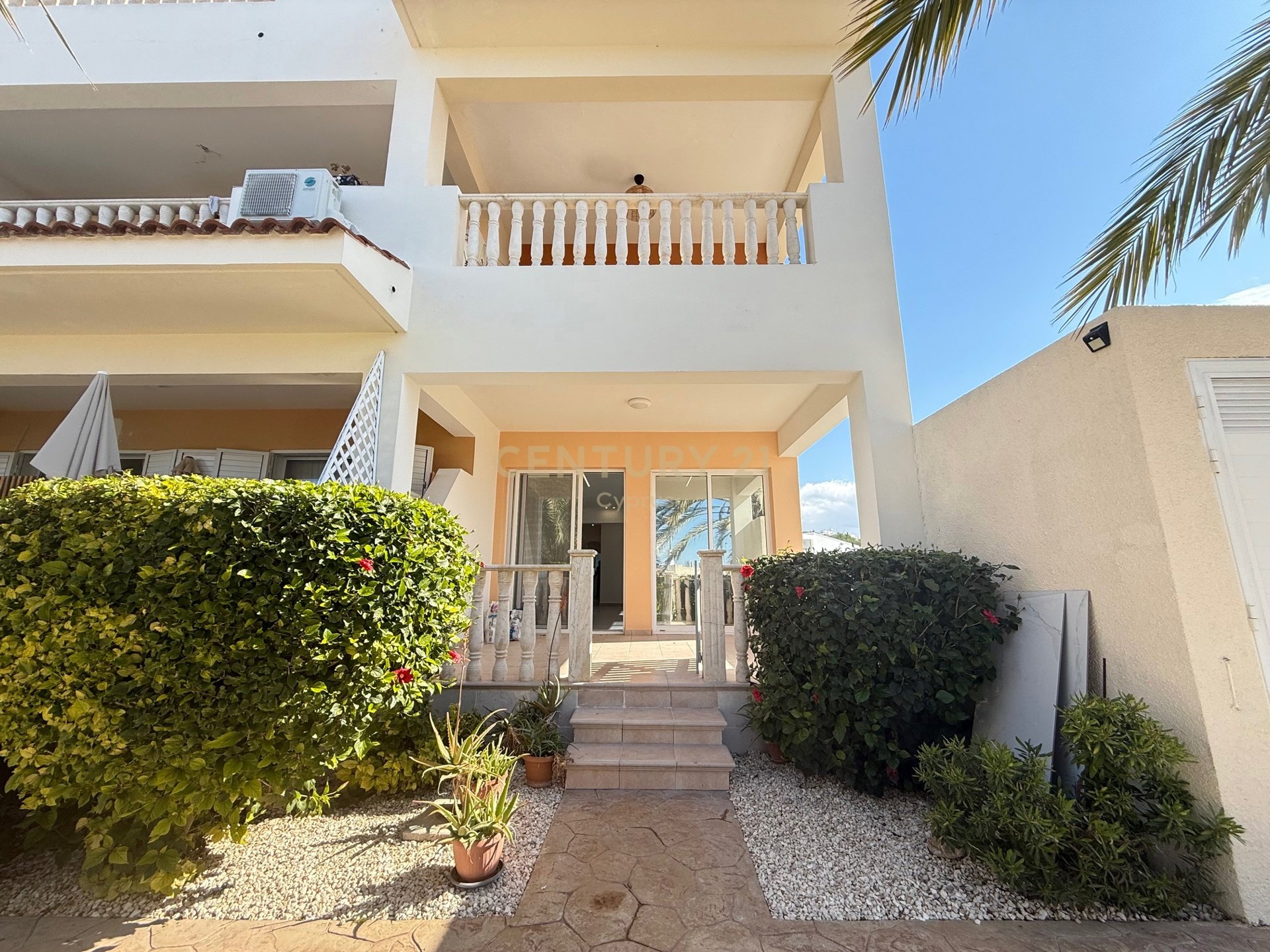 3 dormitorios Apartamento en Kissonerga, Paphos, Chipre No. 54046