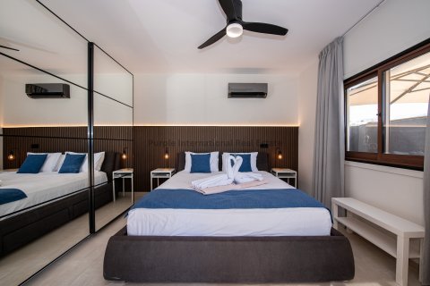 5 bedrooms Villa in Pegeia, Paphos,  No. 39079 21