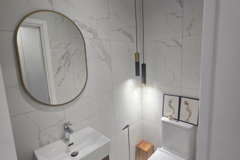 2 bedrooms Apartment in Larnaca, Larnaka,  No. 52143 19