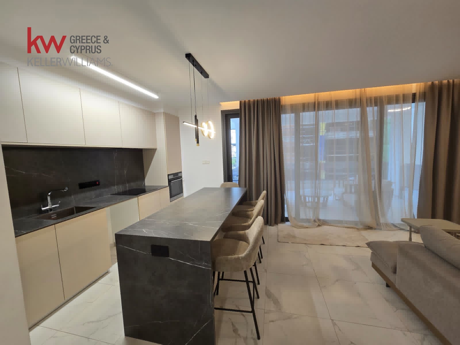 2 bedrooms Apartment in Larnaca, Larnaka, Cyprus No. 52143