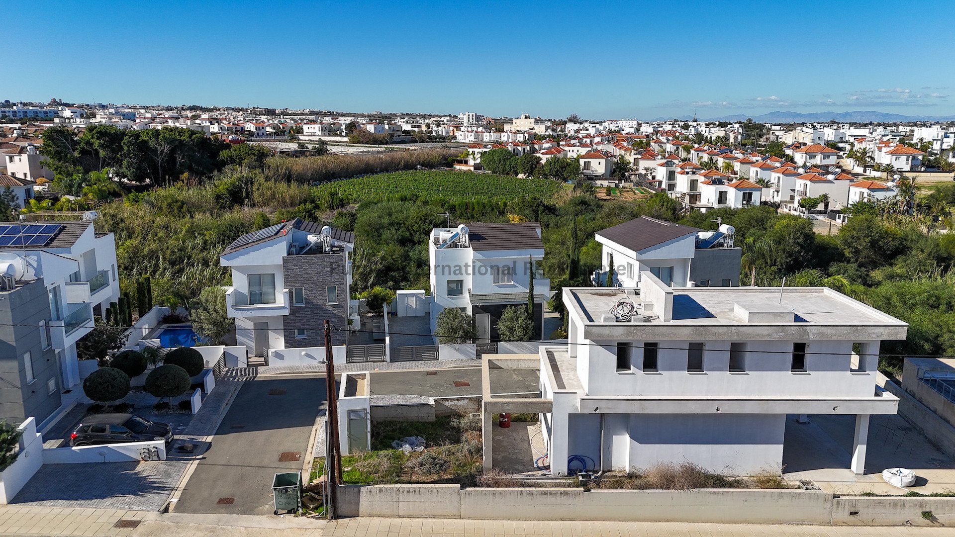 4 bedrooms Villa in Paralimni, Ammochostos, Cyprus No. 35724