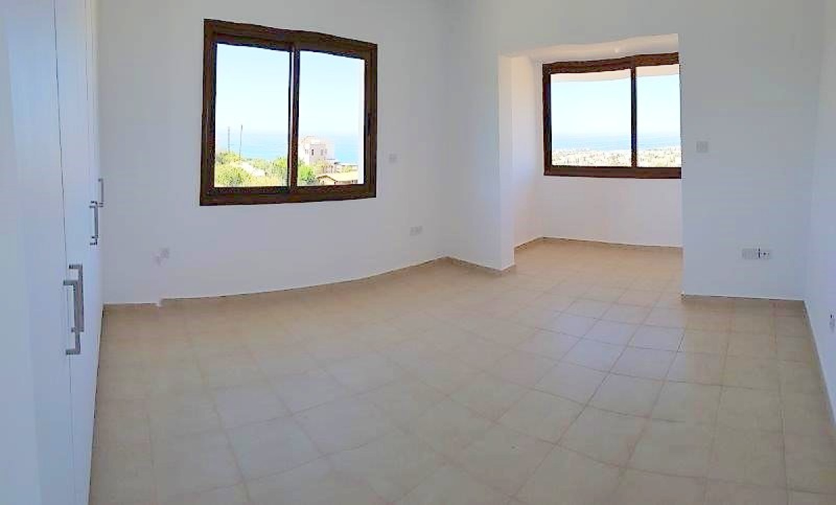 8 bedrooms Villa in Paphos, Cyprus No. 38471