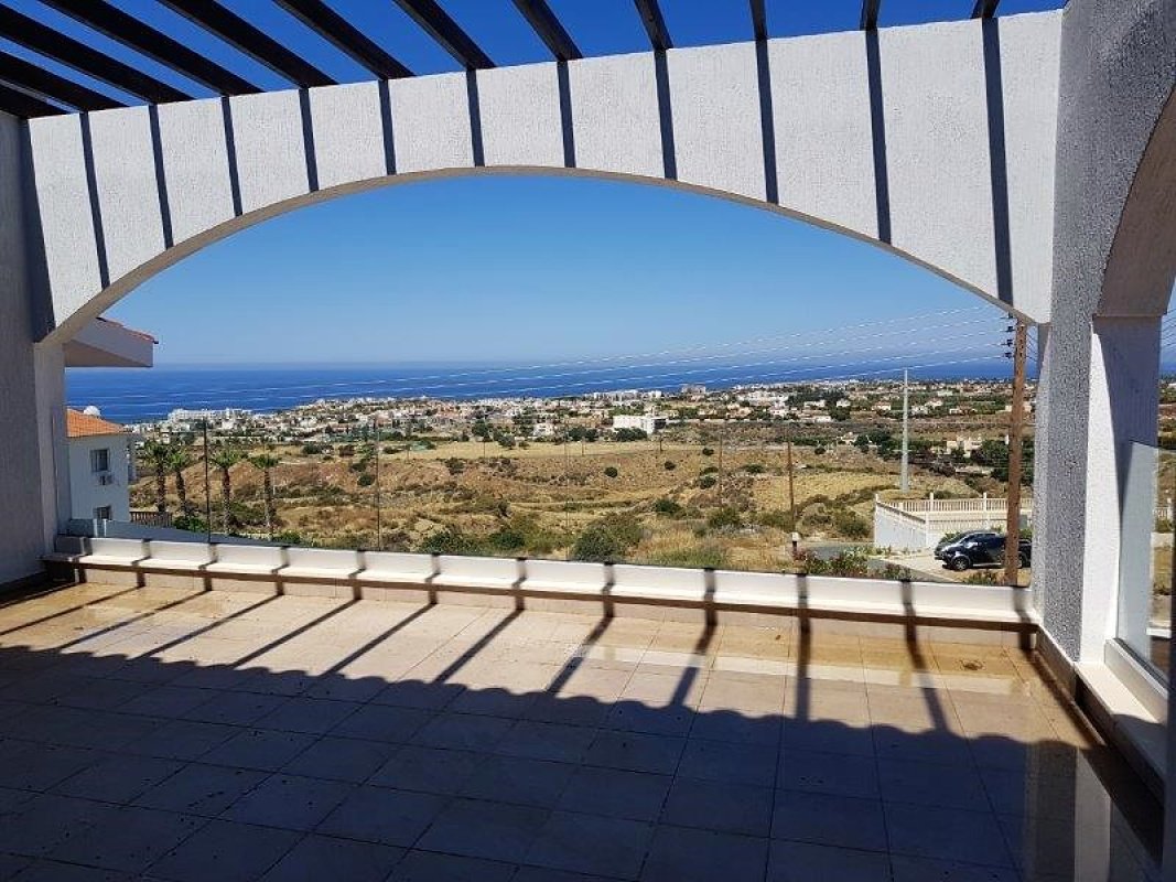 8 bedrooms Villa in Paphos, Cyprus No. 38471
