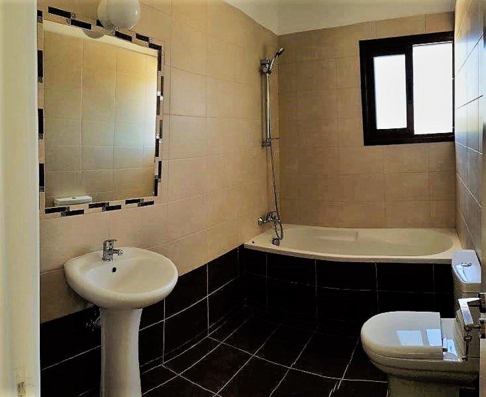 8 bedrooms Villa in Paphos, Cyprus No. 38471