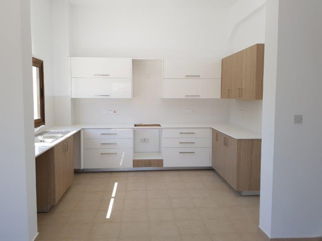 8 bedrooms Villa in Paphos, Cyprus No. 38471