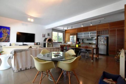 Вилла с 4 спальнями в Лимассол, Лимасол,  № 38469 3