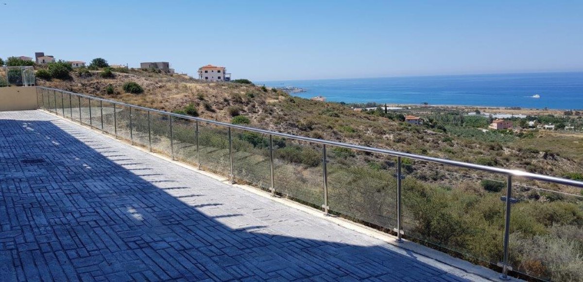 6 bedrooms Villa in Paphos, Cyprus No. 38472