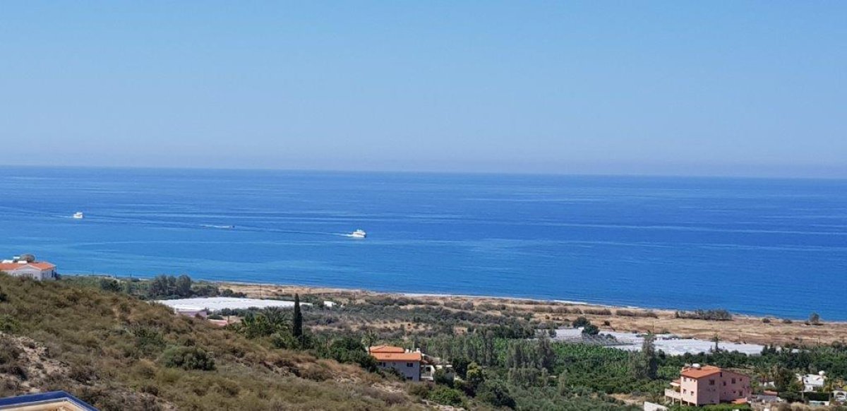 6 bedrooms Villa in Paphos, Cyprus No. 38472