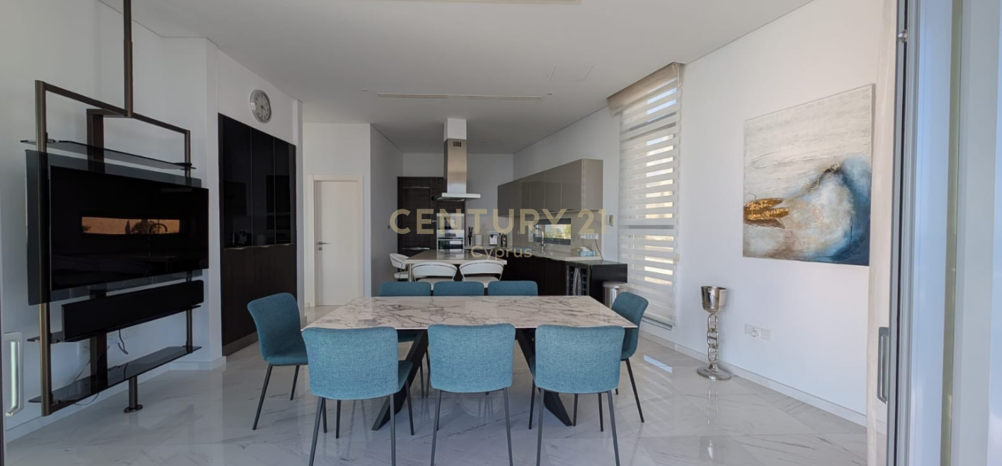 4 dormitorios Villa en Agios Tychonas, Limassol, Chipre No. 55908