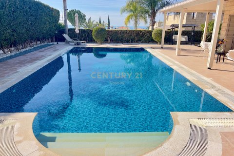3 dormitorios Villa en Agios Georgios, Paphos,  No. 55905 6