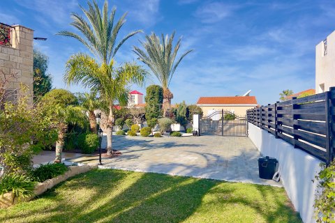 3 dormitorios Villa en Agios Georgios, Paphos,  No. 55905 10