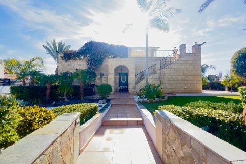 3 dormitorios Villa en Agios Georgios, Paphos,  No. 55905 3