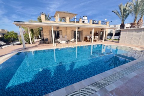 3 dormitorios Villa en Agios Georgios, Paphos,  No. 55905 2