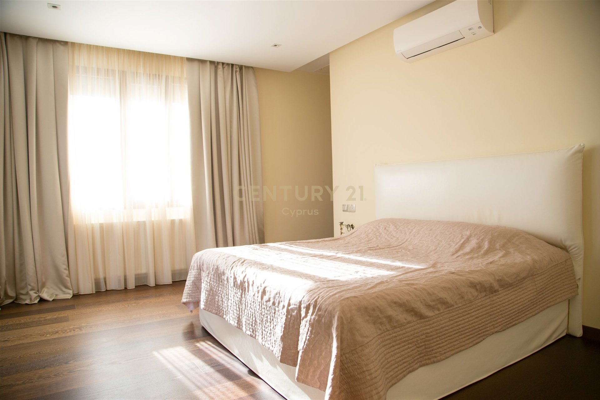 5 chambres Villa à Agios Athanasios, Limassol, Chypre No. 55903