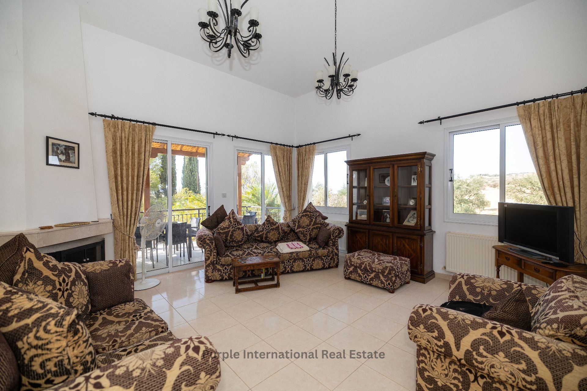 4 bedrooms Villa in Steni, Paphos, Cyprus No. 35282
