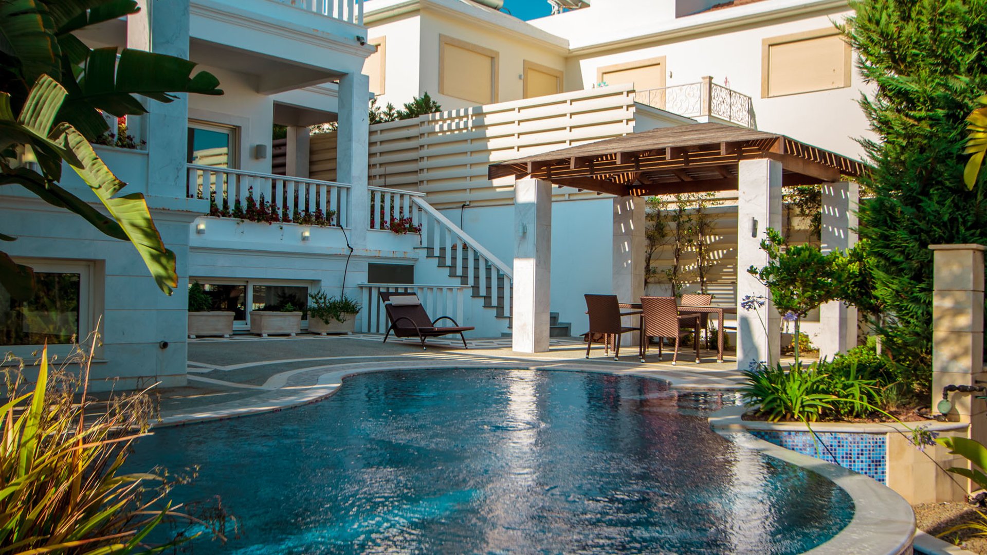 4 bedrooms Villa in Agios Tychonas, Limassol, Cyprus No. 25872