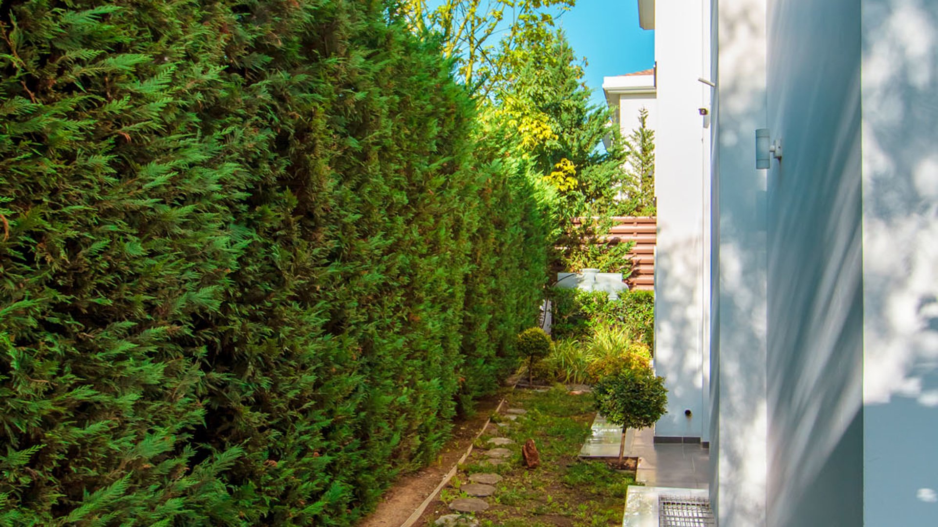 4 bedrooms Villa in Agios Tychonas, Limassol, Cyprus No. 25872