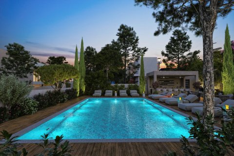 4 bedrooms Villa in Agios Tychonas, Limassol,  No. 56619 10