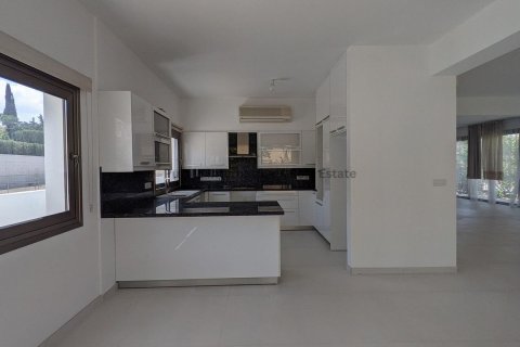Вилла с 4 спальнями в Никосия, Кипр № 37206 14
