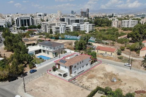 Вилла с 4 спальнями в Никосия, Кипр № 37206 5