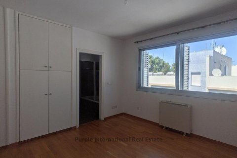 Квартира с 3 спальнями в Никосия, Кипр № 37204 20