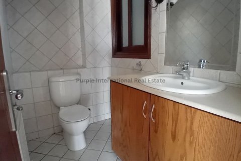 4 bedrooms Villa in Strovolos, Nicosia,  No. 37207 29