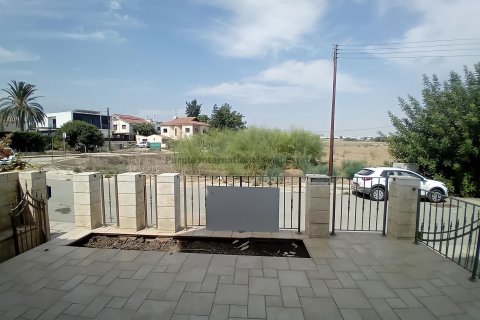4 bedrooms Villa in Strovolos, Nicosia,  No. 37207 21