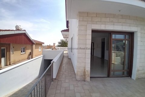 4 bedrooms Villa in Strovolos, Nicosia,  No. 37207 30