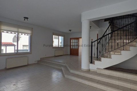 3 bedrooms Villa in Strovolos, Nicosia, Cyprus No. 37210 27